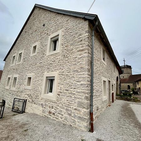 Châtillon Un Cocon En Plein Coeur Du Juraヴィラ エクステリア 写真